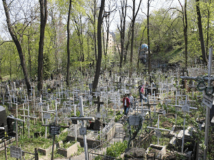 Что означает сон, в котором приснилась кладбище?