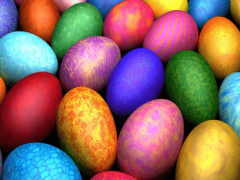 Как покрасить яйца натуральными красителями к Пасхе?